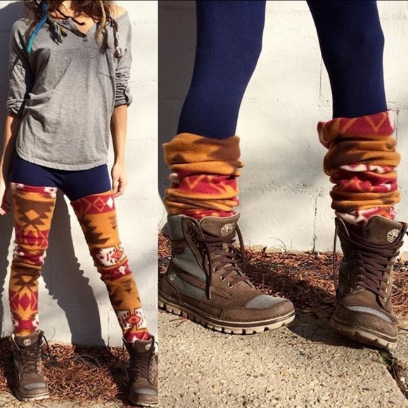 Fleece Leg Warmers and Neck Gaiter Set. - Picture 10 of 12